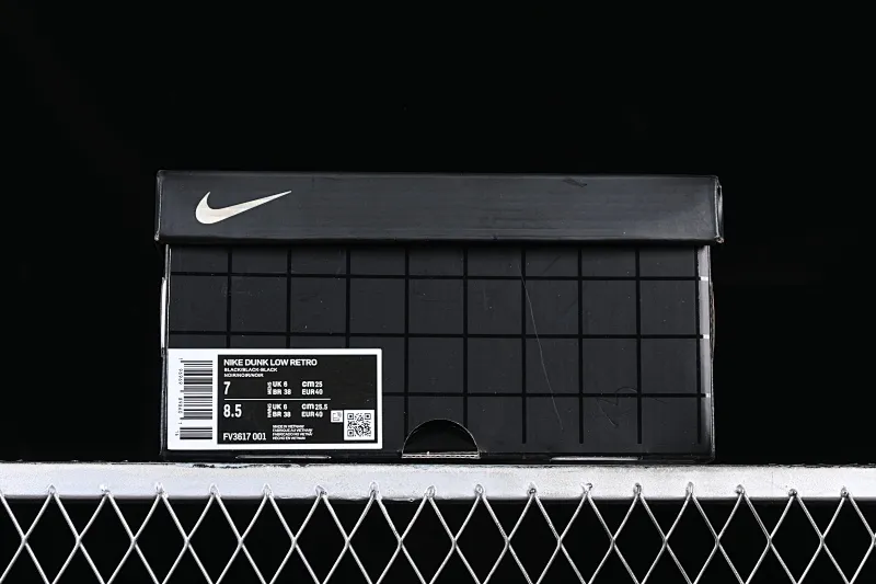 All categories Nk SB Dunk series Nk SB Dunk Low low-top sneakers Nk Dunk Low "Hyperflat" black, gray, and yellow laser gradient SB low-top casual sneakers FV3617-001